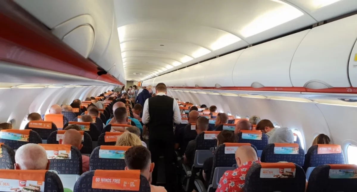 Na pokładzie samolotu easyJet, zdjęcie ilustracyjne/Shutterstock