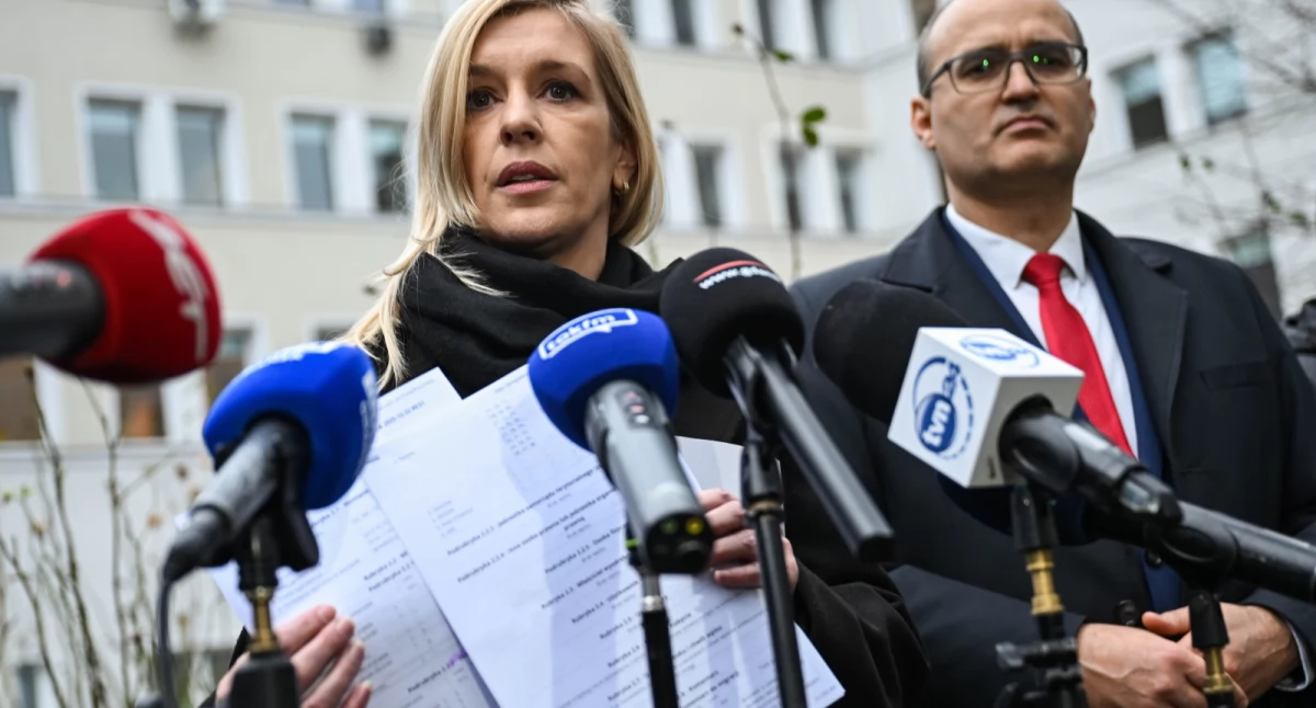 Strona rosyjska uważa, że nieruchomość należy do Federacji Rosyjskiej. Fot. PAP