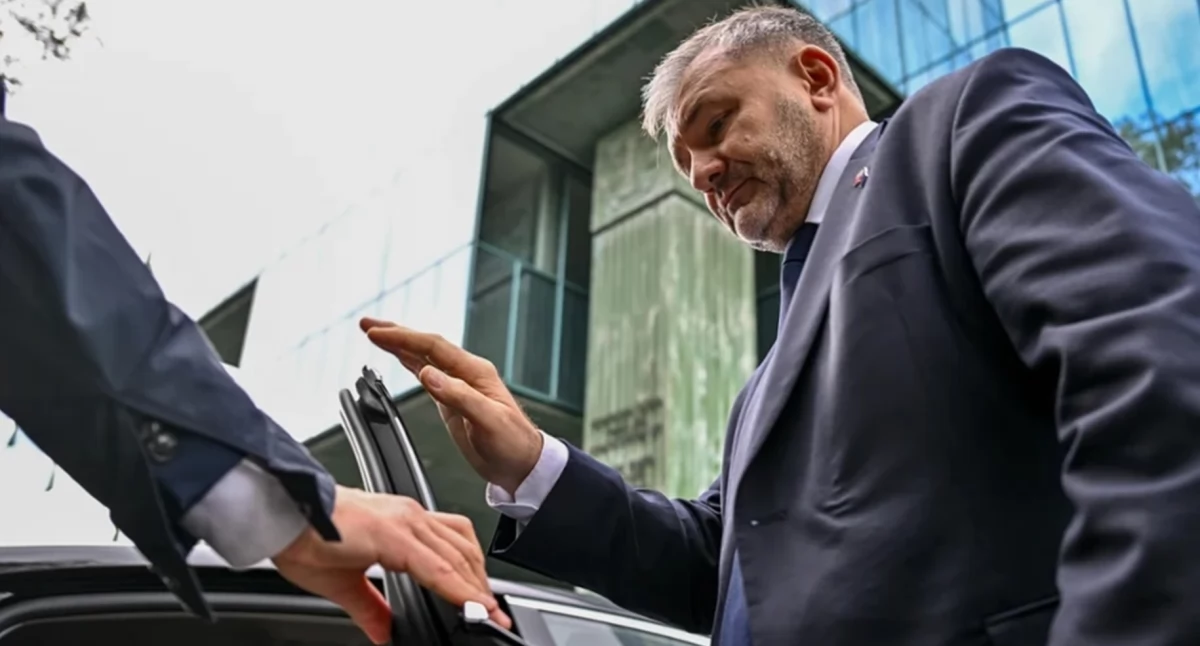 Waldemar Żurek został ukarany mandatem/Przemysław Piątkowski /PAP