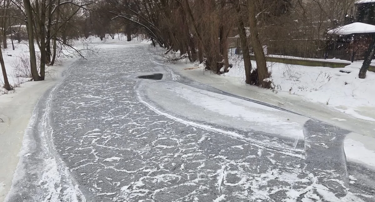 Pogoda, Czerwone alarmy rzekach podnosi stopień ostrzeżeń - zdjęcie, fotografia