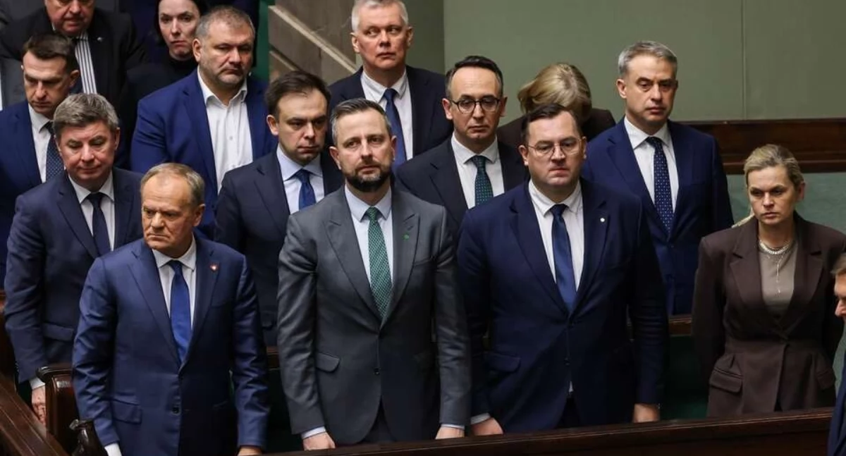 Informacje z Polski, przegłosowane - zdjęcie, fotografia