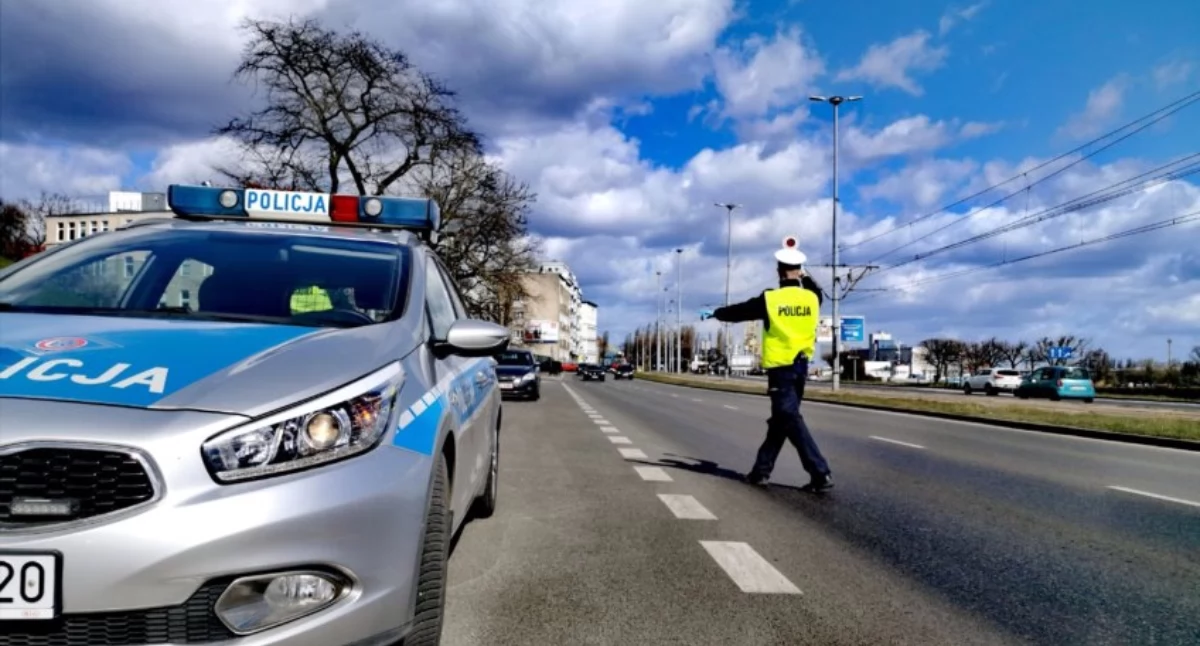 Komunikaty policji, Koniec pobłażania driftu jazdy jednym - zdjęcie, fotografia