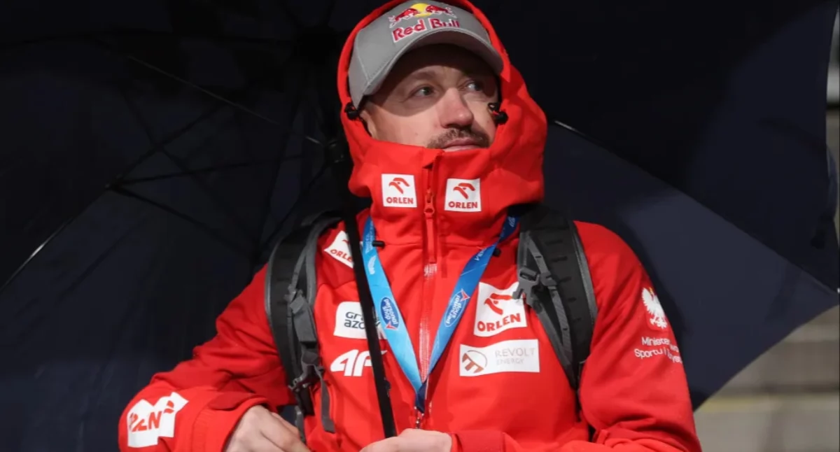Sport - pozostałe, Triumf katastrofa jednym sezonie Małysz kryje niepokoju - zdjęcie, fotografia
