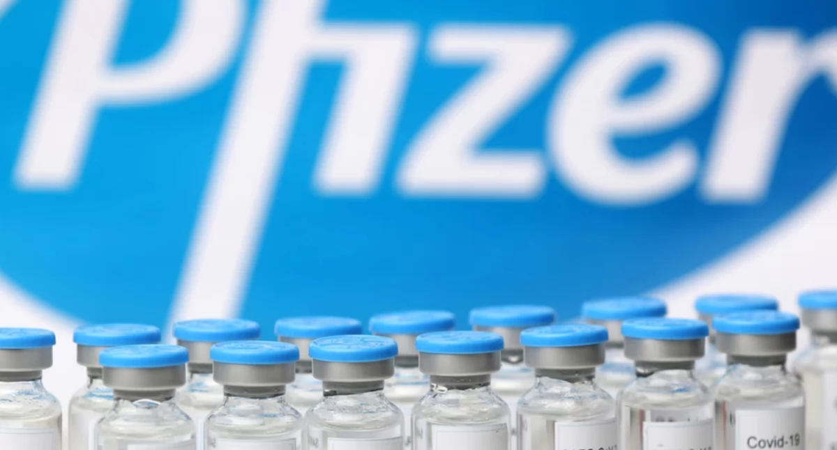 Zdrowie i uroda, Gigantyczna Polski nieodebrane szczepionki firmy Pfizer przeciwko koronawirusowi - zdjęcie, fotografia