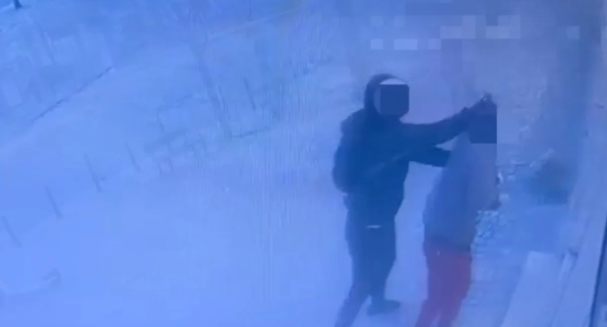 Kryminalne, Brutalny kobietę centrum Warszawy - zdjęcie, fotografia