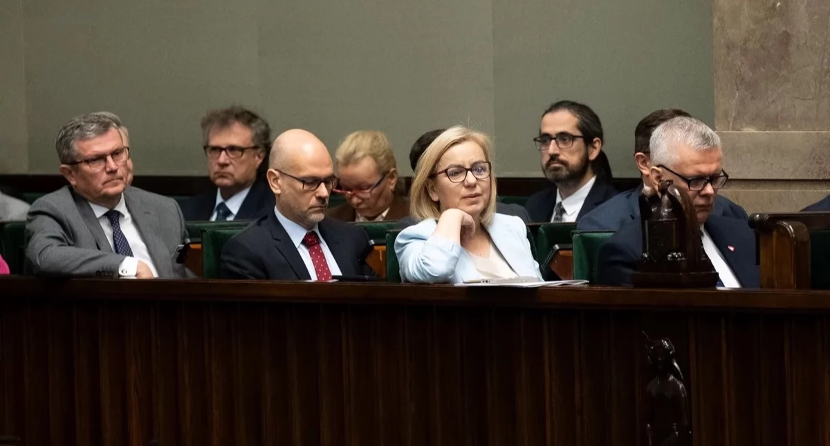 Informacje z Polski, Dymisja minister zdrowia minister klimatu decyzja Sejmu - zdjęcie, fotografia