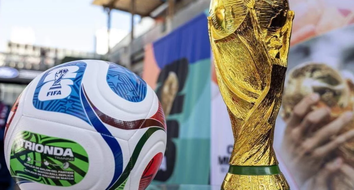 Piłka nożna, Rusza największy mundial historii Rekordowy turniej cieniem kontrowersji - zdjęcie, fotografia