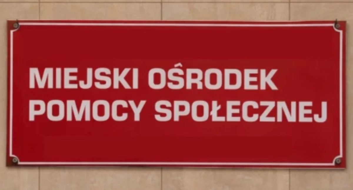 Informacje z Polski, Majątek lupą - zdjęcie, fotografia