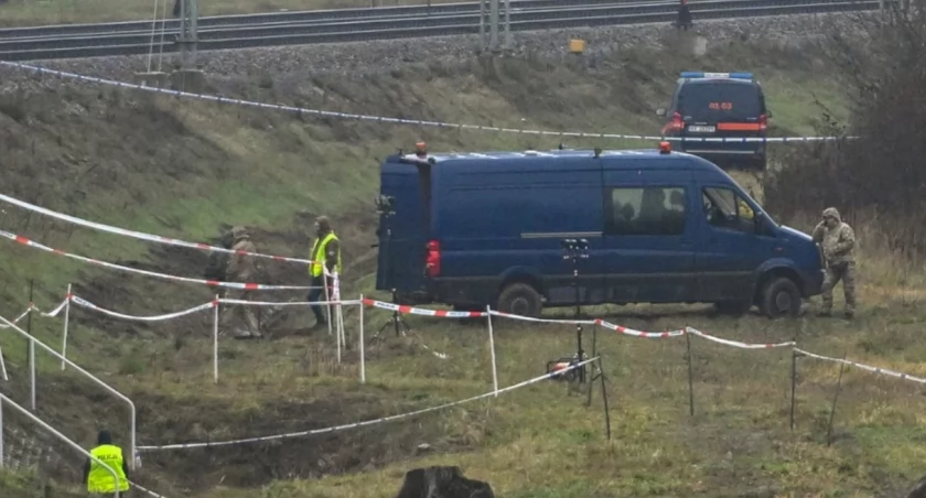 Zarzuty po dywersji na kolei. Śledczy wskazują dwóch podejrzanych