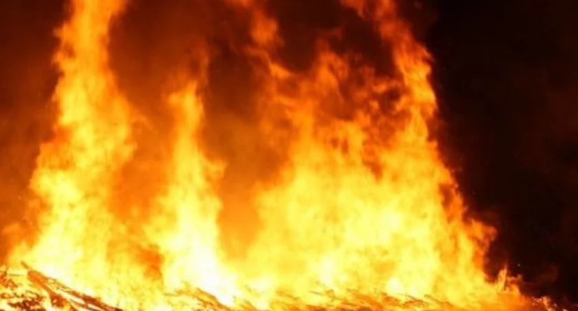 Pożar przy ul. Bakalarskiej w Warszawie