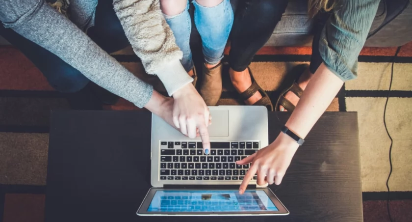 Zakupy online nową narodową obsesją?