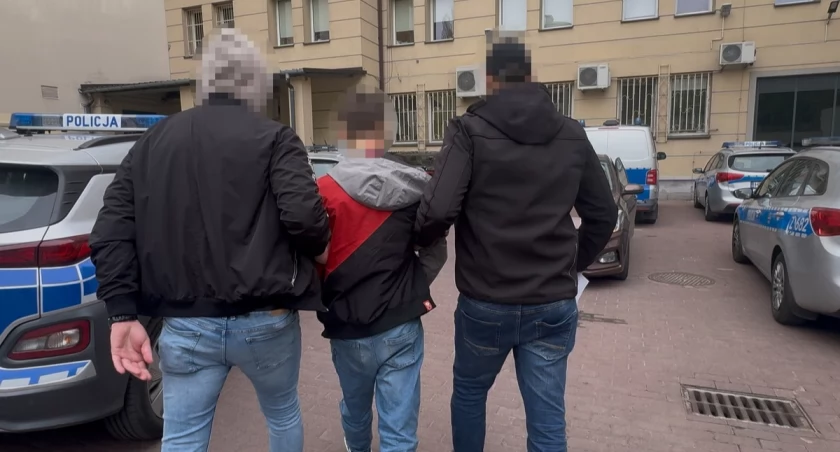 Złapali go jak ofiarę. Dramat 15-latka w sercu stolicy
