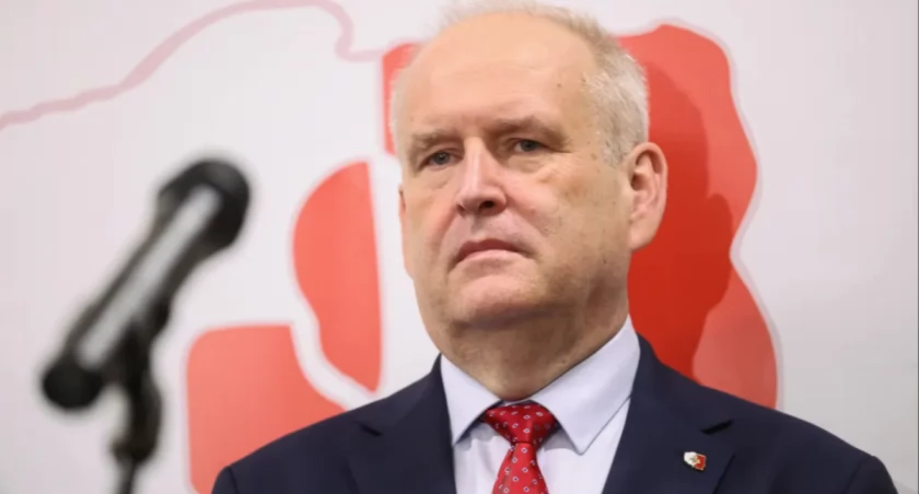 Szpitale powiatowe walczą o przetrwanie