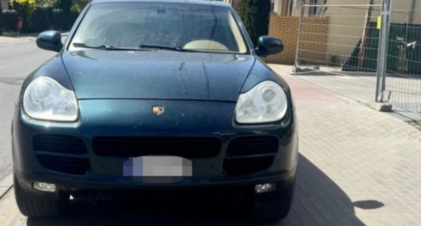 Pijany uciekał Porsche, wioząc dwójkę dzieci