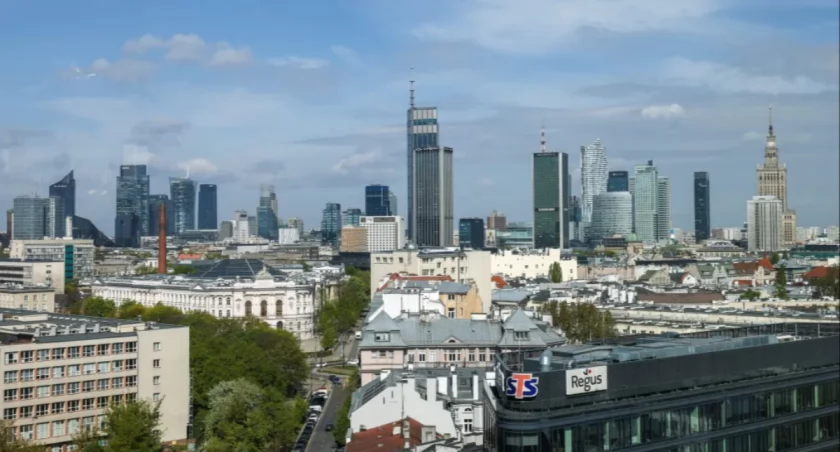 Dramat na rynku mieszkań. Tyle kupisz za jedną pensję w Warszawie