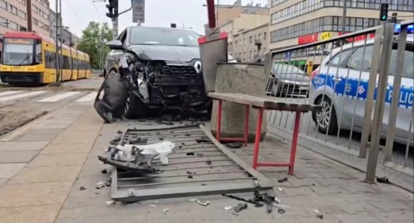 Przerażające sceny na Grochowskiej. Ludzie uciekali w ostatniej chwili