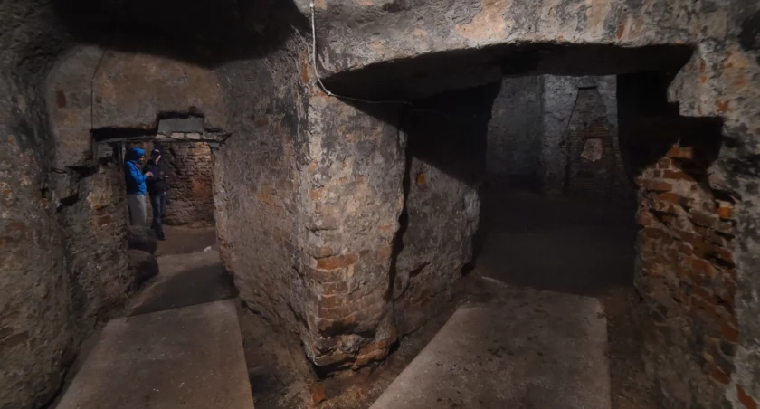 Podziemny pałac pod Warszawą. Mało kto wiedział, że istnieje