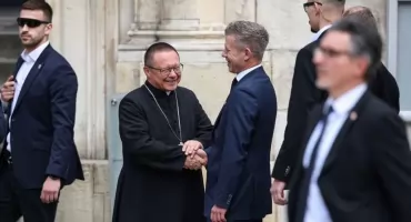 A podobno za kardynała Rysia Kościół miał nie robić polityki