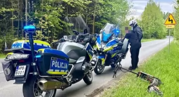 Dwóch 14-latków na jednej hulajnodze. Trafili do szpitala