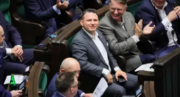 Miał stracić immunitet. Cztery głosy zmieniły wszystko