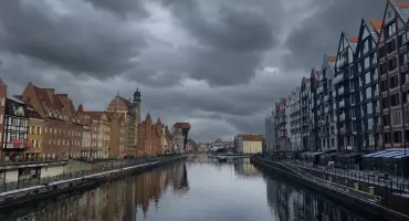IMGW ostrzega 11 województw przed burzami