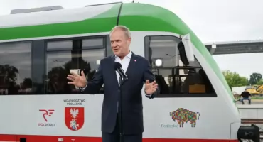 Po 33 latach znów ruszył pociąg. Historyczny powrót na zapomnianą trasę