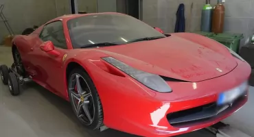 Luksus, ucieczka i milionowe Ferrari. Tak żył jeden z liderów mafii wnuczkowej