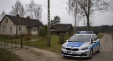 Przez 30 lat mieli nie wychodzić z domu. Prokuratura bada dramat rodzeństwa