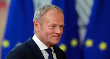 Trzy emerytury i pensja premiera. Donald Tusk ujawnia majątek i potężne wpływy