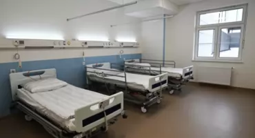 Czy zakaz łączenia praktyk rozwiąże problem lekarzy? Ekspert studzi emocje