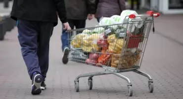 Koszyk zakupowy znów droższy. W sklepach widać wyraźny trend