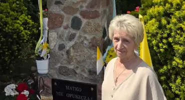 Kapliczka na Marianowie od ćwierć wieku, jak magnes, przyciąga wiernych