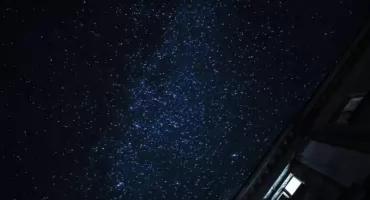 Kilometrowa planetoida minie Ziemię