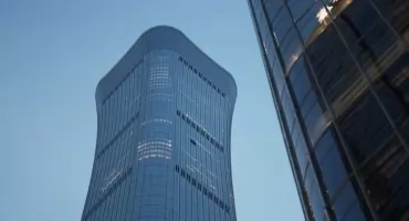 Zderzenie samolotu z CITIC Tower w Pekinie