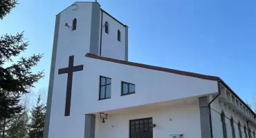 Proboszcz apeluje przed mszą