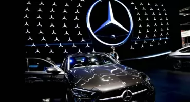 Tysiące pracowników Mercedesa na ulicach Niemiec. Protest przeciwko cięciom i redukcji etatów