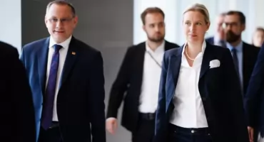 Jedni mówią o przejęciu władzy, inni wychodzą na ulice. Niemcy w punkcie zapalnym