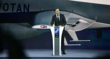 NATO uruchomi strategiczną flotę transportową i kupi drony obserwacyjne