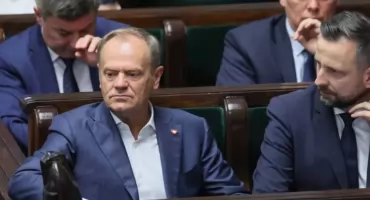 Sondażowy sygnał ostrzegawczy dla Tuska. Rywale odrabiają straty
