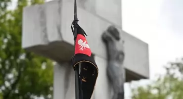 Kontrowersyjne słowa podczas obchodów na Wołyniu. Ostra reakcja polityków