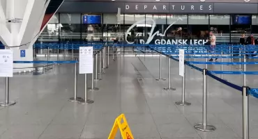 „Moja była ma bombę!” Na gdańskim lotnisku natychmiast uruchomiono procedury bezpieczeństwa