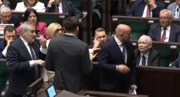  Chamstwo posła Polski 2050